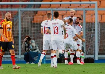 Hakan yıldızlaştı Milan kazandı