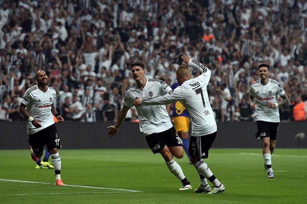 Wolfsburg’dan Mario Gomez için 14 milyon Euro