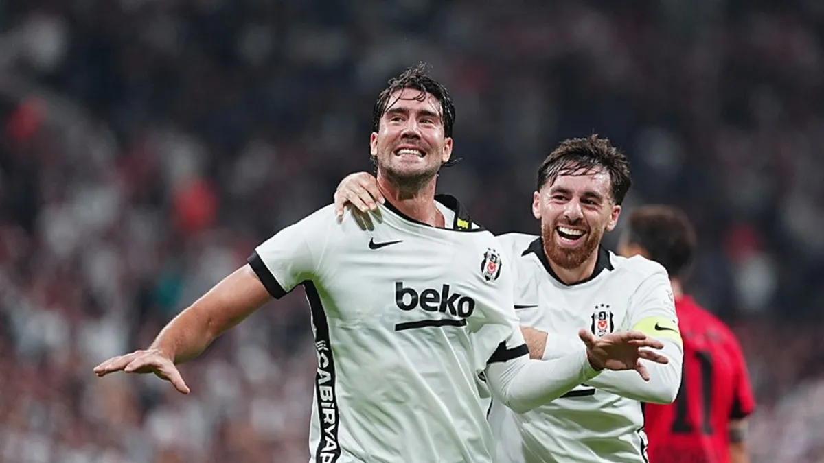 Dusan Vlahovic'ten Fenerbahçe açıklaması