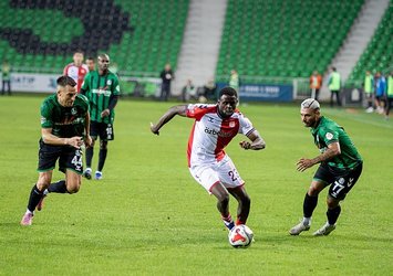 Sakaryaspor'dan kural hatası!