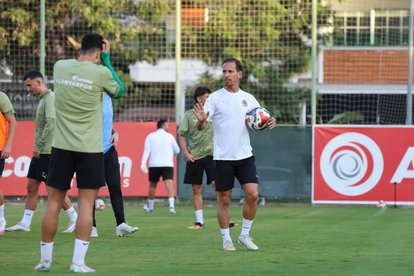 Alanyaspor ligden düşme korkusu yaşamak istemiyor!