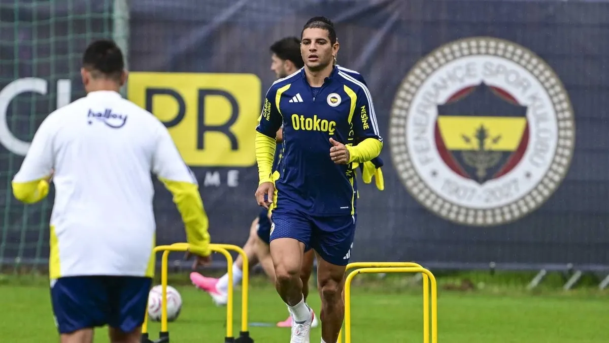Fenerbahçe'den Diego Carlos açıklaması!