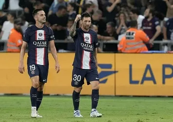 PSG sezona şovla boşladı!