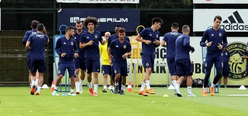 Fenerbahçe'de çalışmalar sürüyor