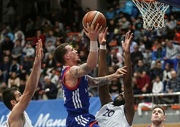 İBB Spor, Fransa deplasmanında