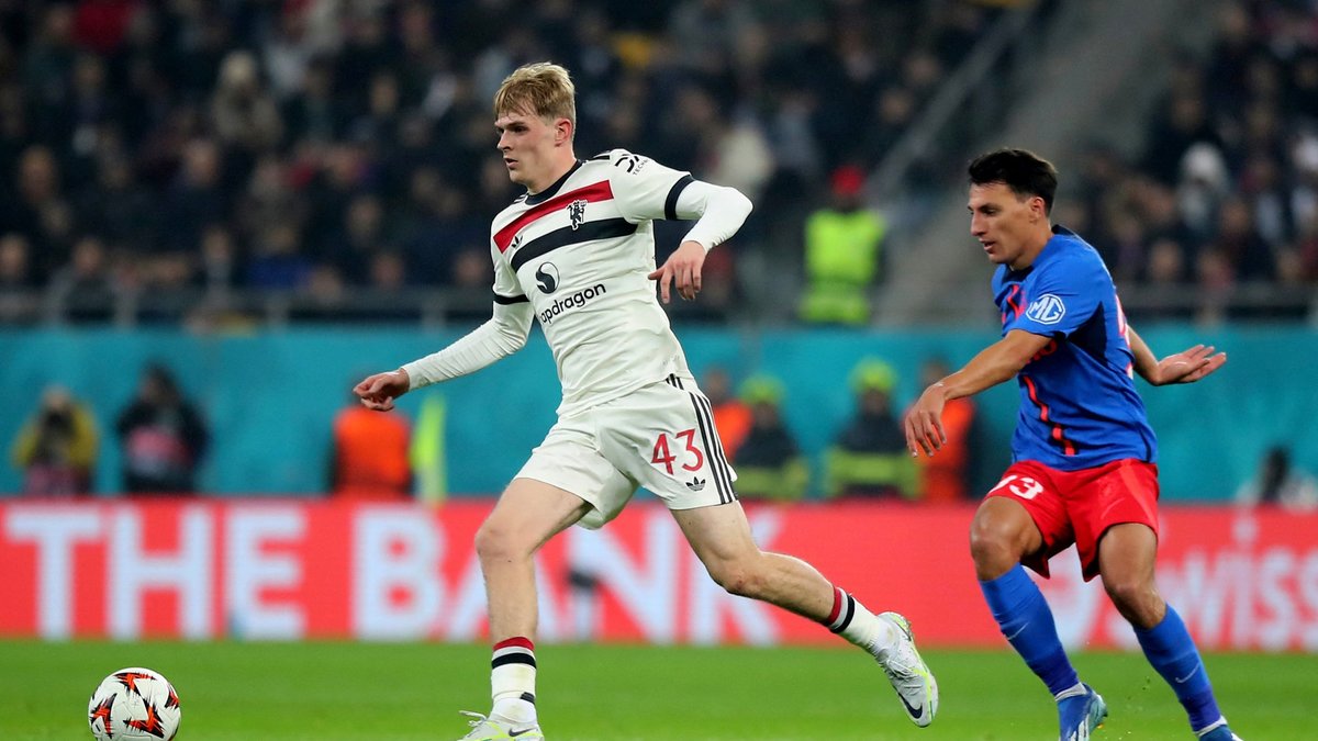 TRANSFER HABERLERİ | Beşiktaş'tan orta sahaya sürpriz hamle! Hedefte Manchester United'ın genç yıldızı var TRANSFER HABERLERİ | Beşiktaş'tan orta sahaya sürpriz hamle! Hedefte Manchester United'ın genç yıldızı var