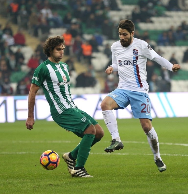 Bursaspor-Trabzonspor karşılaşmasından kareler