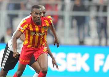 Süper Lig ekibinden Mensah hamlesi! Anlaşma sağlandı....