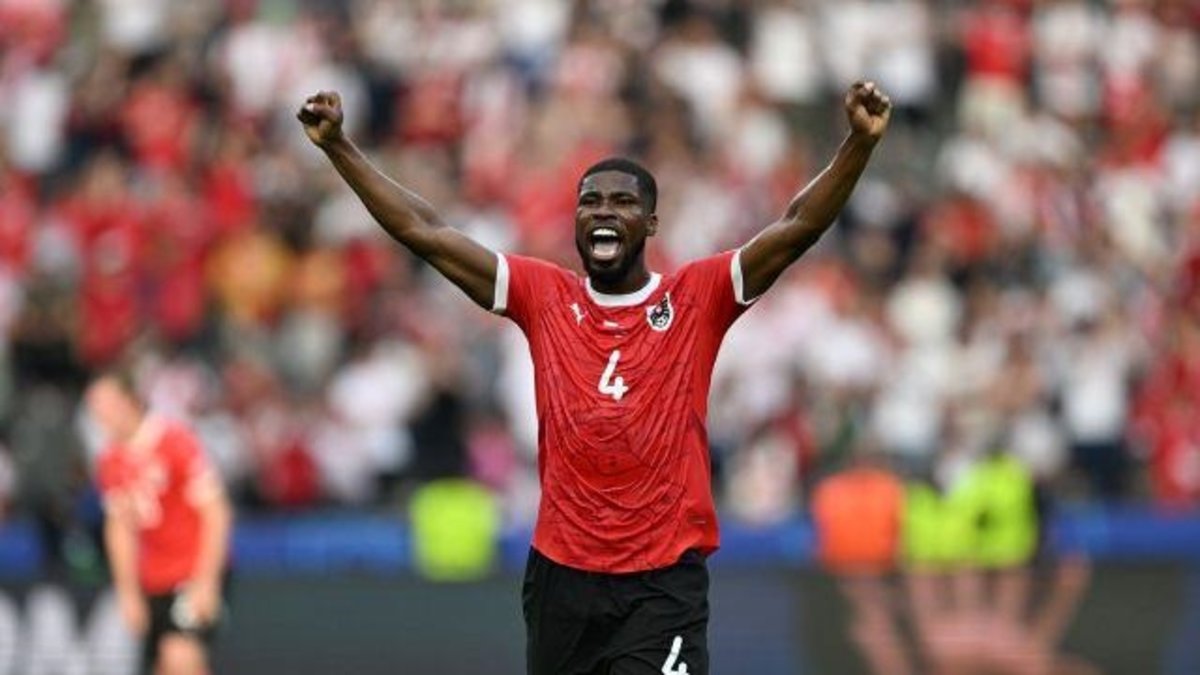 TRANSFER HABERİ - Galatasaray'dan Kevin Danso harekatı! Fenerbahçe de peşindeydi TRANSFER HABERİ - Galatasaray'dan Kevin Danso harekatı! Fenerbahçe de peşindeydi