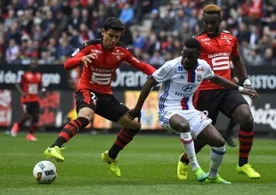 Lyon ligde puan kaybetti