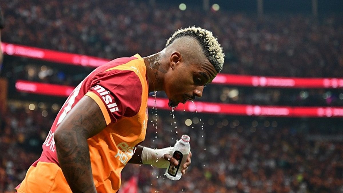 Galatasaray Lemina ile yeni sözleşme için harekete geçti! Galatasaray Lemina ile yeni sözleşme için harekete geçti!