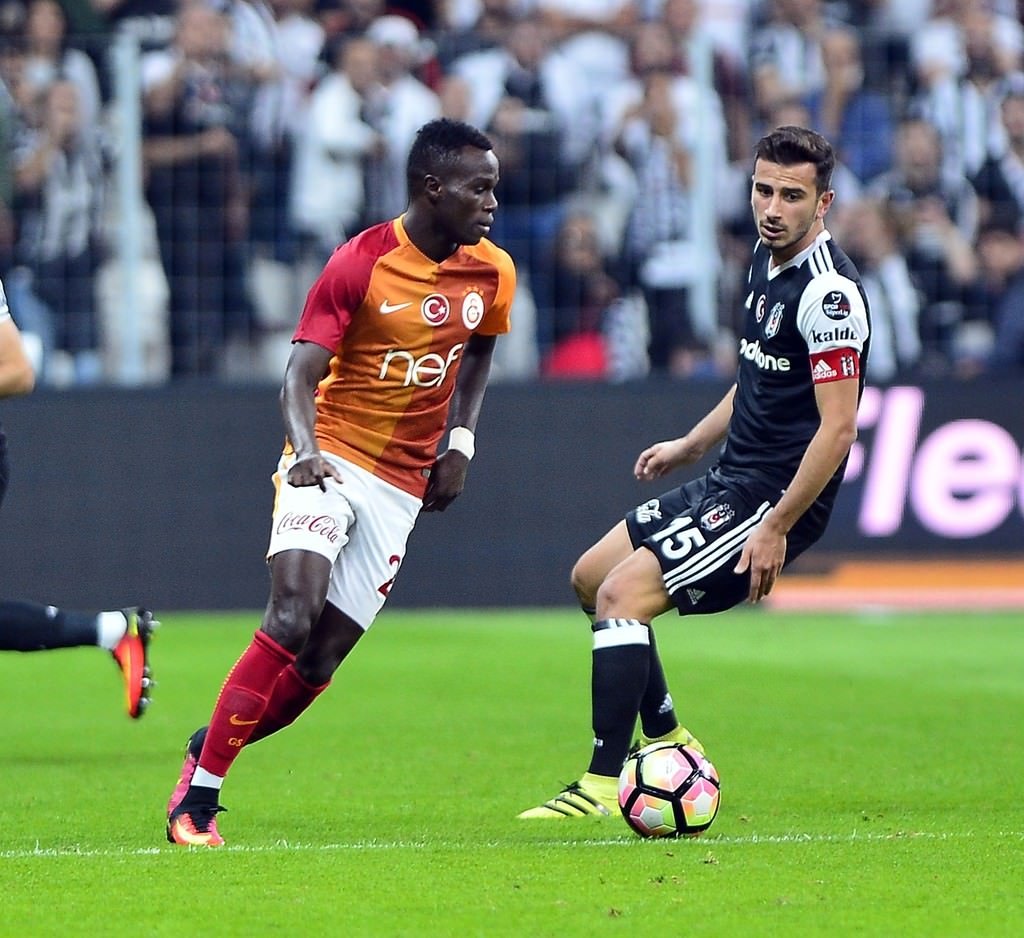 Bruma Twitter’ı salladı!