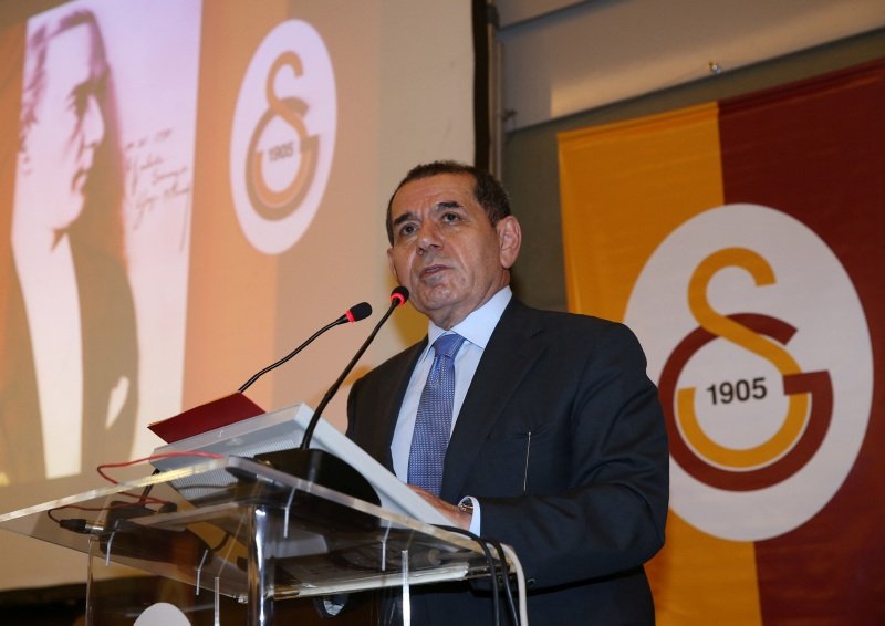 Dursun Özbek iddialı geliyor