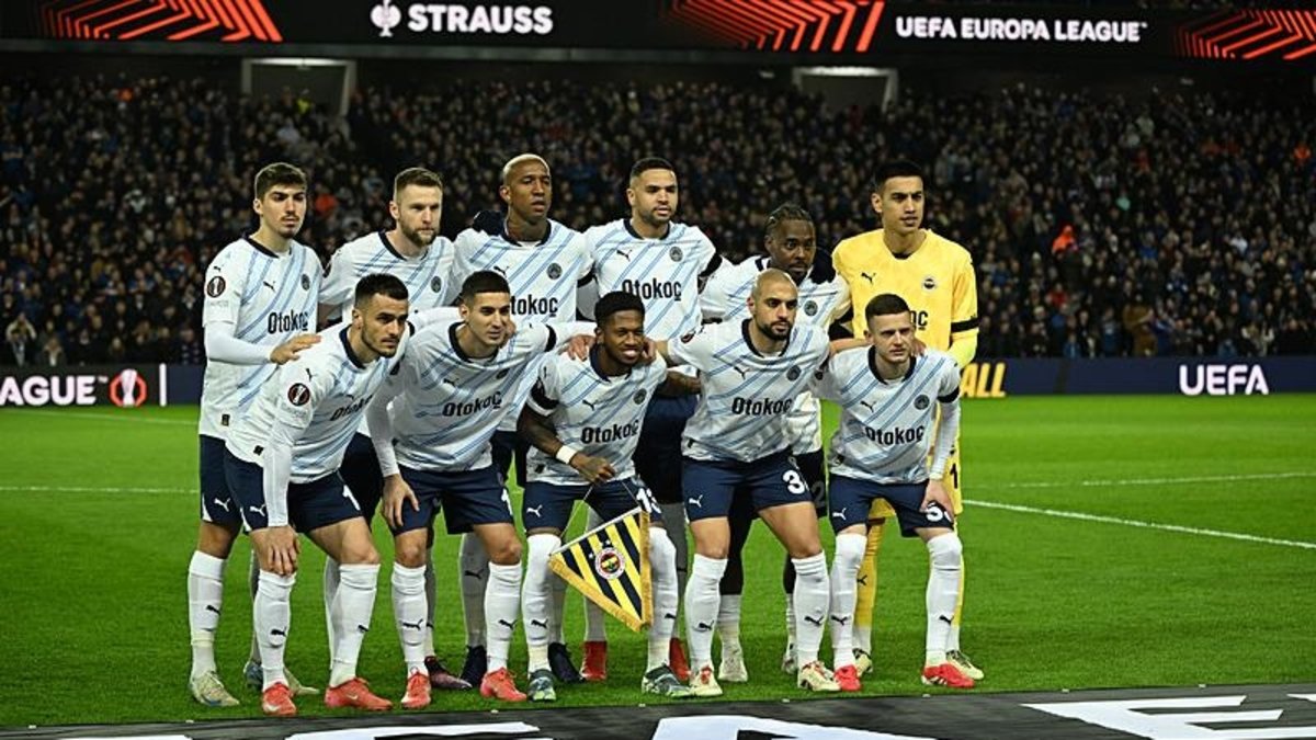 TRANSFER HABERLERİ | Fenerbahçe'de sürpriz ayrılık! Yıldız isme 3 dev talip birden TRANSFER HABERLERİ | Fenerbahçe'de sürpriz ayrılık! Yıldız isme 3 dev talip birden