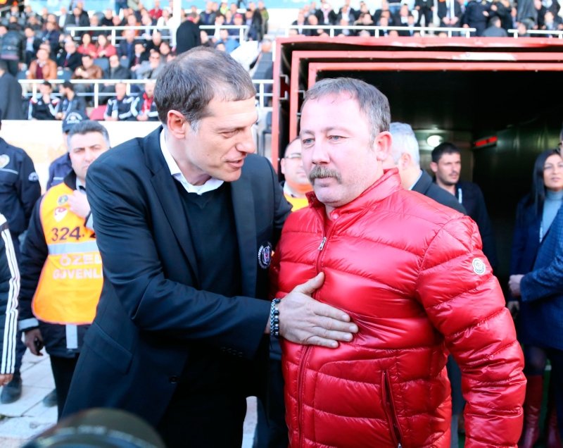 Beşiktaş Sergen Yalçın ile anlaştı