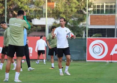 Alanyaspor ligden düşme korkusu yaşamak istemiyor!