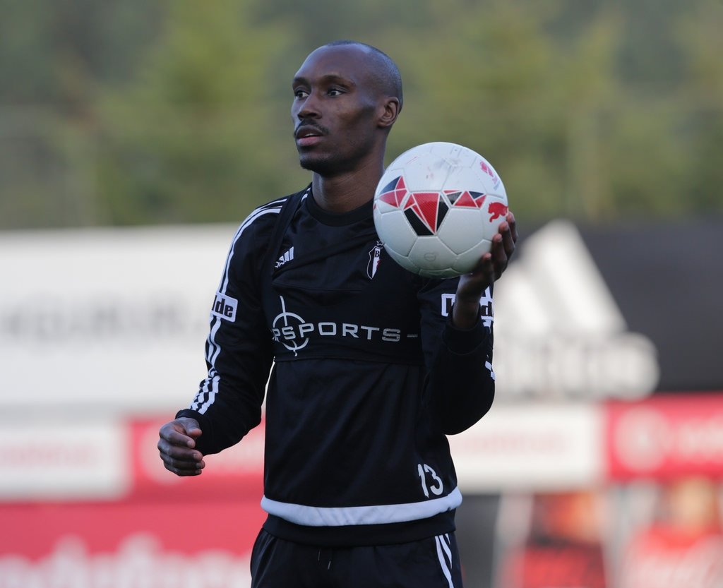 Atiba sosyal medyayı salladı