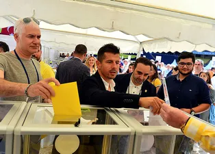 Emre Belözoğlu da oyunu kullandı