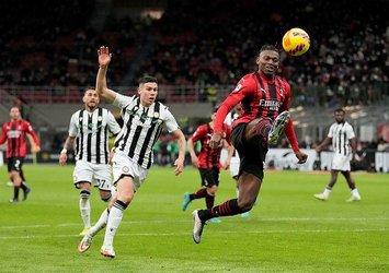 Milan Udinese'ye takıldı!