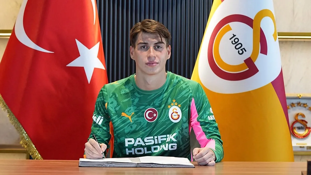 Galatasaray, genç kaleci Enes Emre Büyük ile sözleşmesini 2028'e kadar uzattı