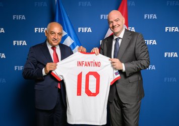 Büyükekşi FIFA Başkanı Infantino ile bir araya geldi!