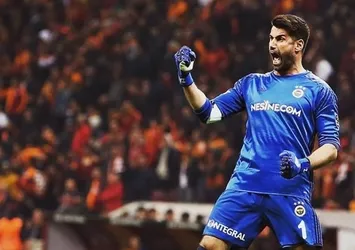 Volkan Demirel'den derbi paylaşımı!