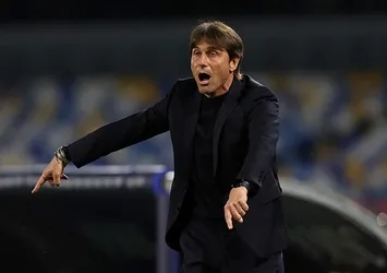 Napoli'de Conte dönemi sona erdi!