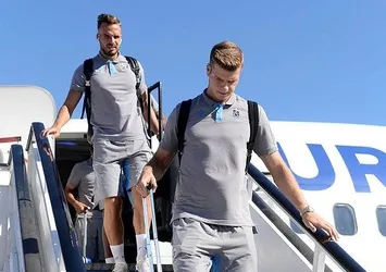 Trabzonspor AEK maçı için Atina'da