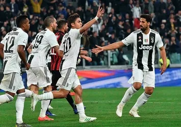 Juventus Milan'ı ikinci yarıda geçti