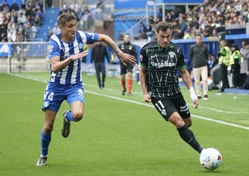 Alaves evinde kazandı!