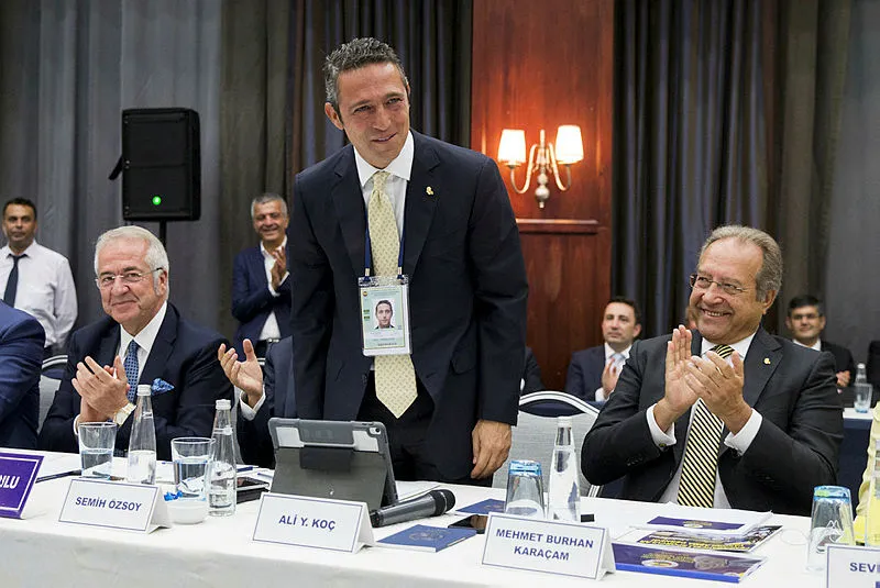 Fenerbahçe Divan Kurulu’nda ilginç olay! - 4