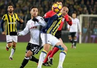 Fenerbahçe Kadıköy'de Beşiktaş'ı yıkamadı