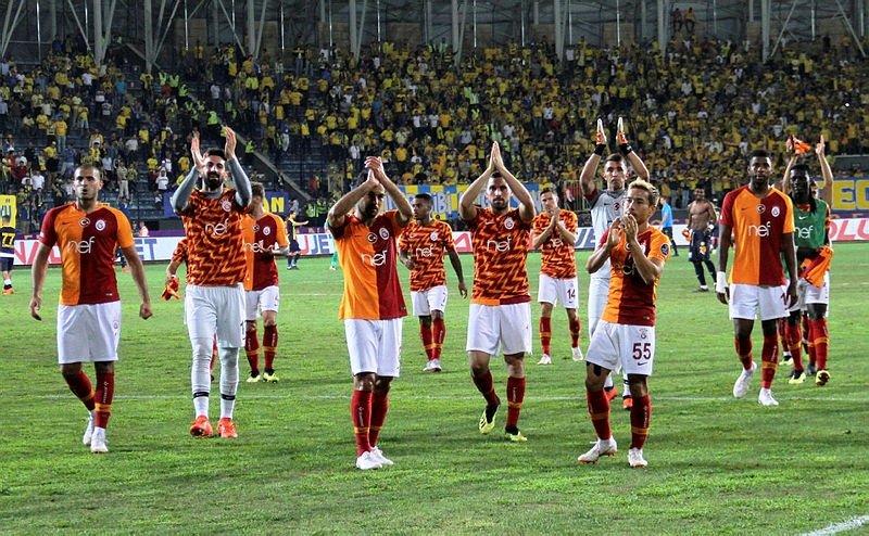 Fatih Terim yönetimle görüştü: ’Bana transfer lazım’