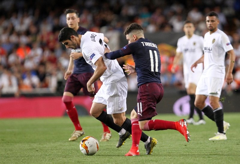 Valencia - Arsenal maçında şok kavga! İşte o anlar...