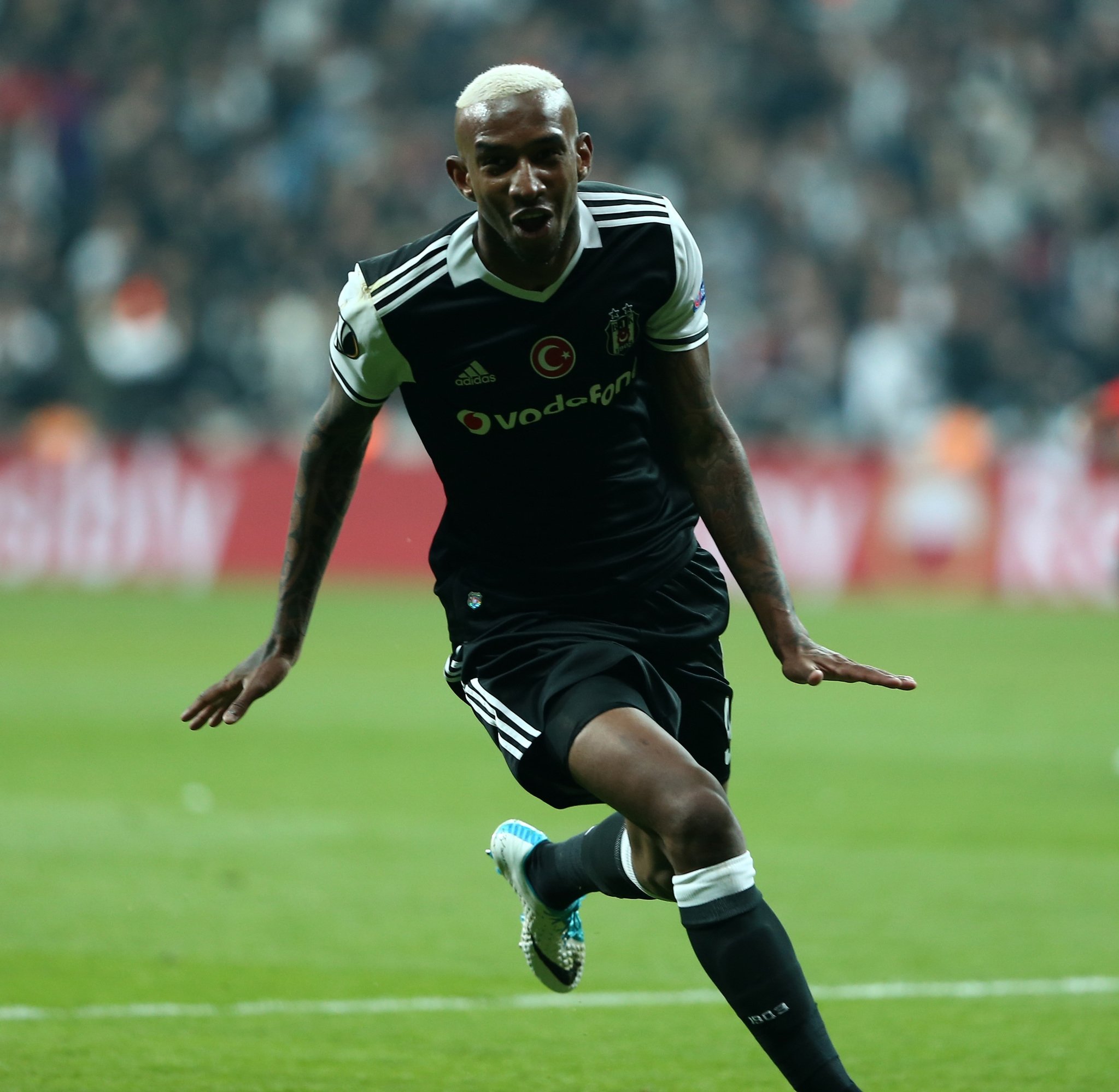 Beşiktaş’a Talisca müjdesi