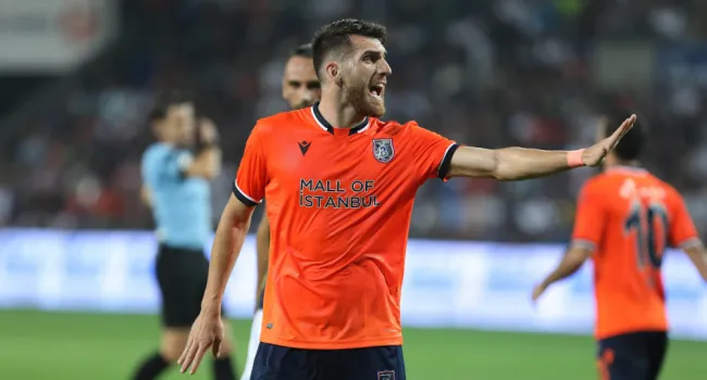 Süper Lig ekibi Başakşehir'de 31 yaşındaki oyuncu Miguel Vieira ile yollar ayrıldı! - 1