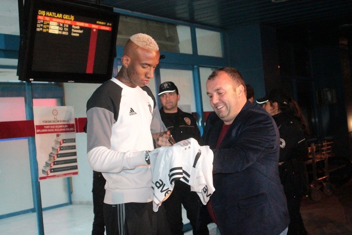 Beşiktaş kafilesi Trabzon’a gitti