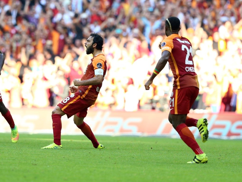 Xavi olacaktı yalan oldu!