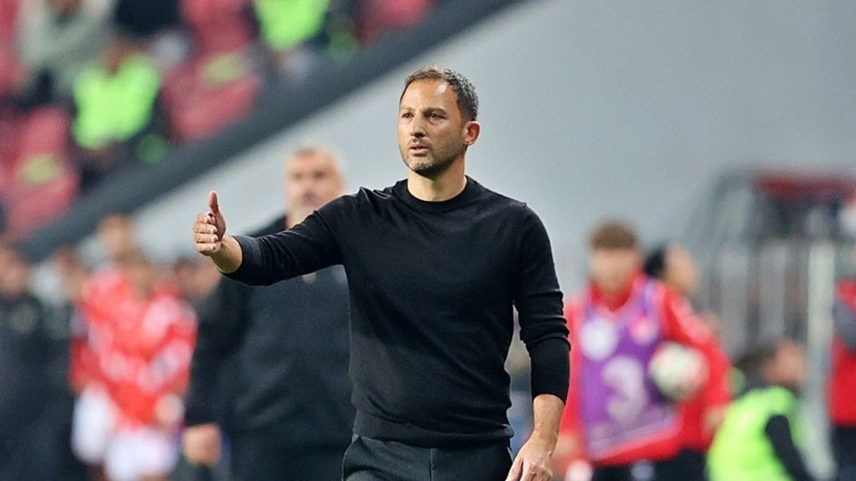 Ömer Üründül Samsunspor-Fenerbahçe maçını değerlendirdi! Eşyanın tabiatına aykırı Ömer Üründül Samsunspor-Fenerbahçe maçını değerlendirdi! Eşyanın tabiatına aykırı
