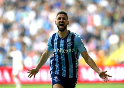 Emre Akbaba'nın yeni rotası Eyüpspor oldu!