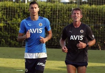 Fenerbahçe’de kaleciler sıkı çalışıyor