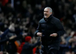 Manchester United milli yıldızın peşinde