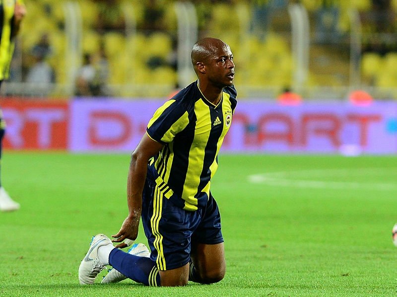Fenerbahçe’ye Ayew’den kötü haber!