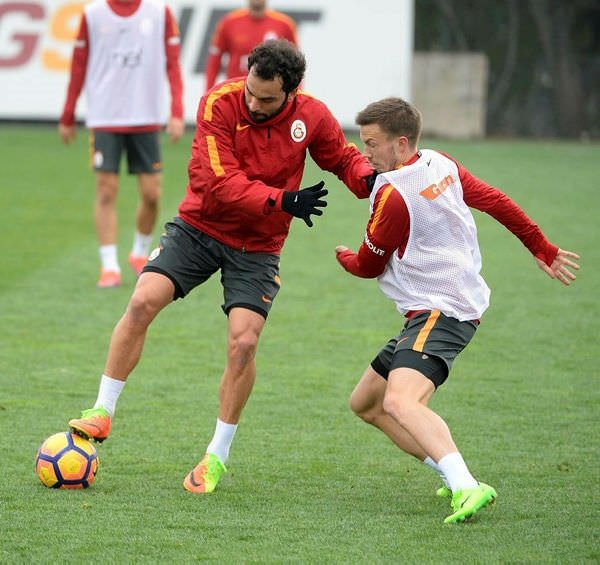 Galatasaray’da futbolcular neden sakatlanıyor?