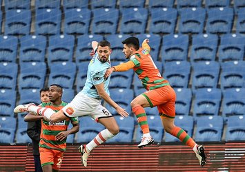 Gol düellosunda kazanan Başakşehir!