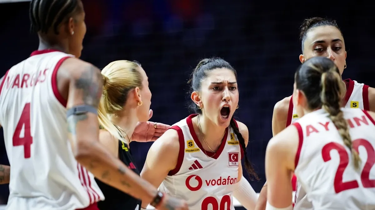 A Milli Kadın Voleybol Takımımız, FIVB Milletler Ligi'nde Polonya'yı 3-1 mağlup etti!