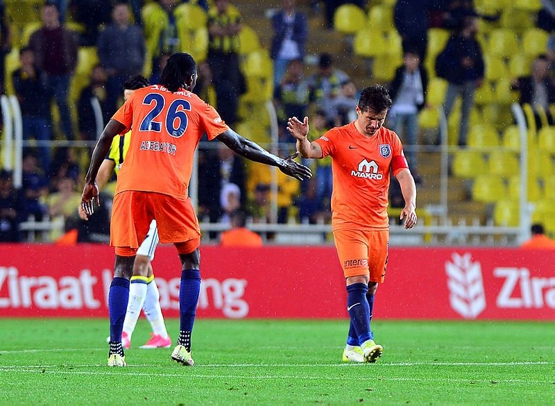 Fenerbahçe’de Emre Belözoğlu sesleri