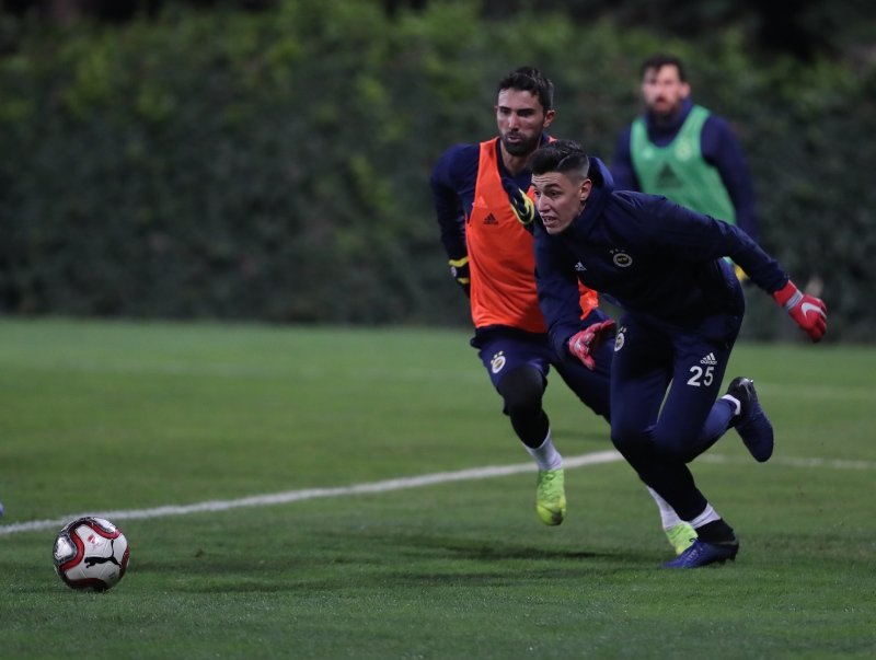 Fenerbahçe’de Ersun Yanal ateşi yaktı!