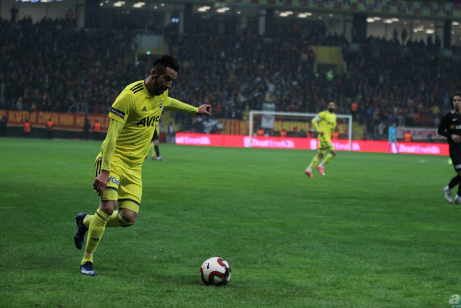 Fenerbahçe’de 2 sürpriz ayrılık yolda! Satış listesine kondular