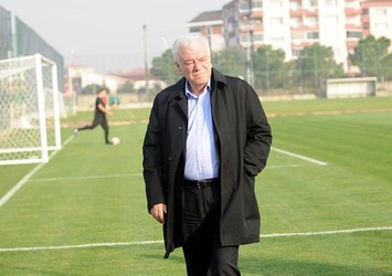 Bursaspor'un arazileri Başkan Ali Ay'a devredildi